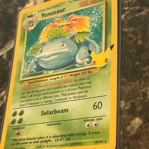 Pokemon Venusaur Card - Green and Red